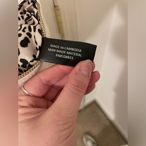 Jessica Simpson Crossbody - Picture 7 of 10